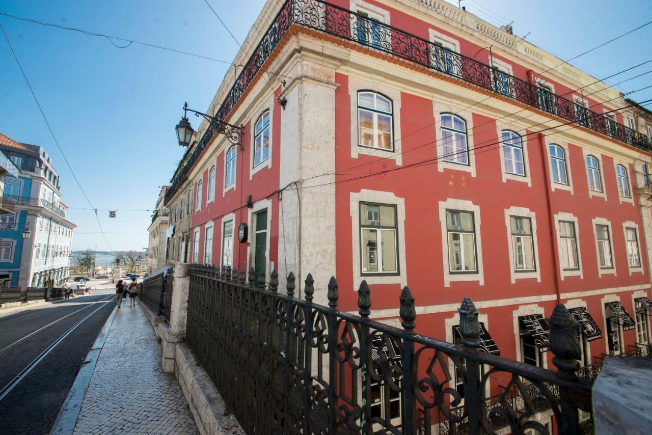 A Captivating Apartment Close To River Tagus In Lissabon Exterior foto